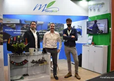 Sebastian Ruiz, Arnaud Nouhant and Gael Chevalier of Mecaflor, besides displaying their new single working station. At this show, they also introduce their local distributor Solpak.